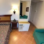 Hotell D'italia 3*